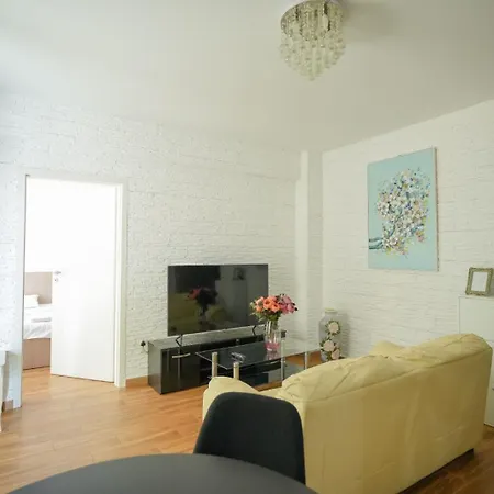 Apartment Nova Navodari